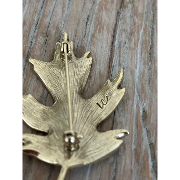 Vintage Signed Liz Claiborne Enamel Rhinestones Fall Autumn Leaf Pin Brooch - Picture 3 of 4